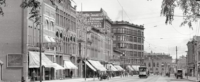 City Opera House - Old Photo Opera House On Left (newer photo)
